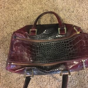 Bill Blass New York embossed leather red/maroon double zipper tote bag